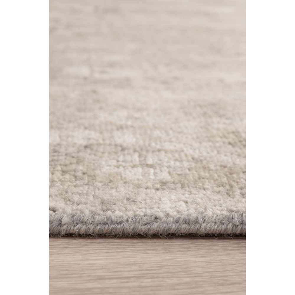 Silver Grey Patterned Hand Knotted Oriental Wool Rug - 4