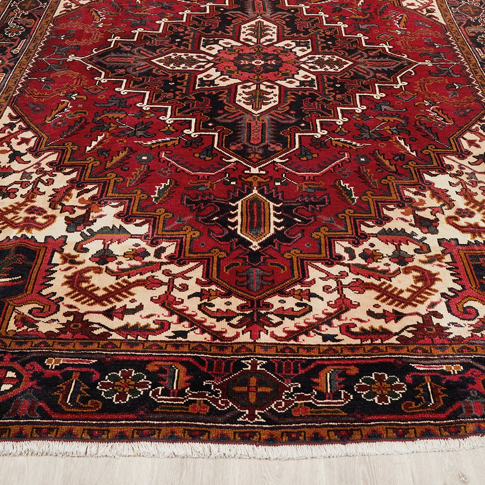 Persian Heriz Medallion Red Beige Multi Colour Hand Knotted Wool Rug - Rugs Of Beauty - 2