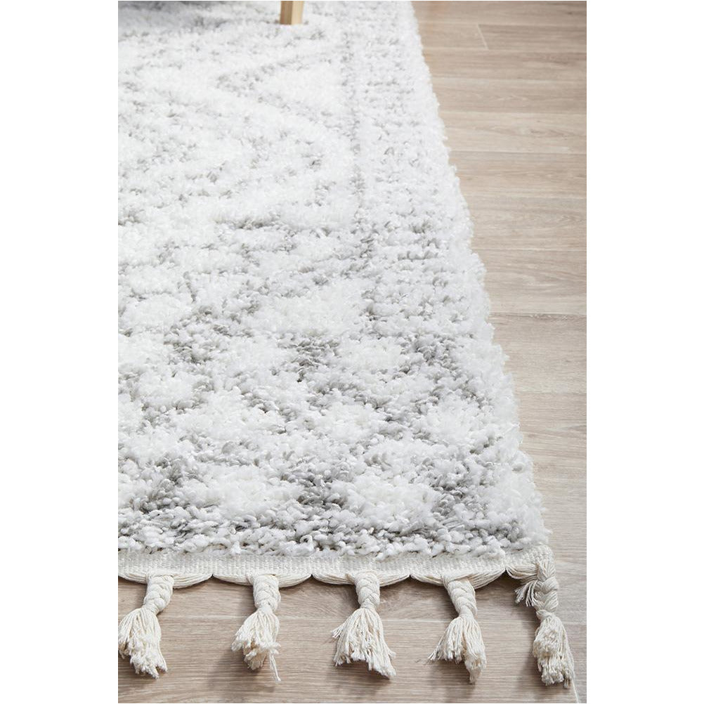 Saguenay 742 Tribal Monochrome Shaggy Rug - Rugs Of Beauty - 4