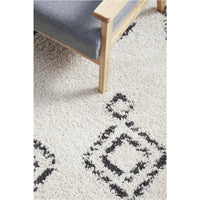 Saguenay 743 Tribal Monochrome Shaggy Rug - Rugs Of Beauty - 6