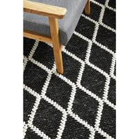 Kalix Black Diamond Pattern Hand Loomed Modern Wool Polyester Rug - Rugs Of Beauty - 4