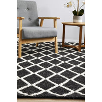 Kalix Black Diamond Pattern Hand Loomed Modern Wool Polyester Rug - Rugs Of Beauty - 9