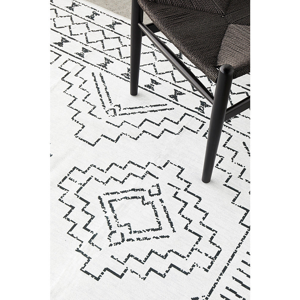 Audin 117 White Black Monochrome Tribal Style Machine Washable Modern Rug - Rugs Of Beauty - 4