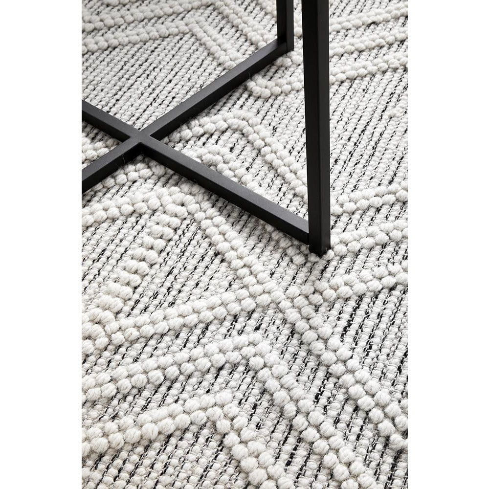 Odessa 101 Ivory Black Modern Hand Loomed Wool Blend Rug - Rugs Of Beauty - 4