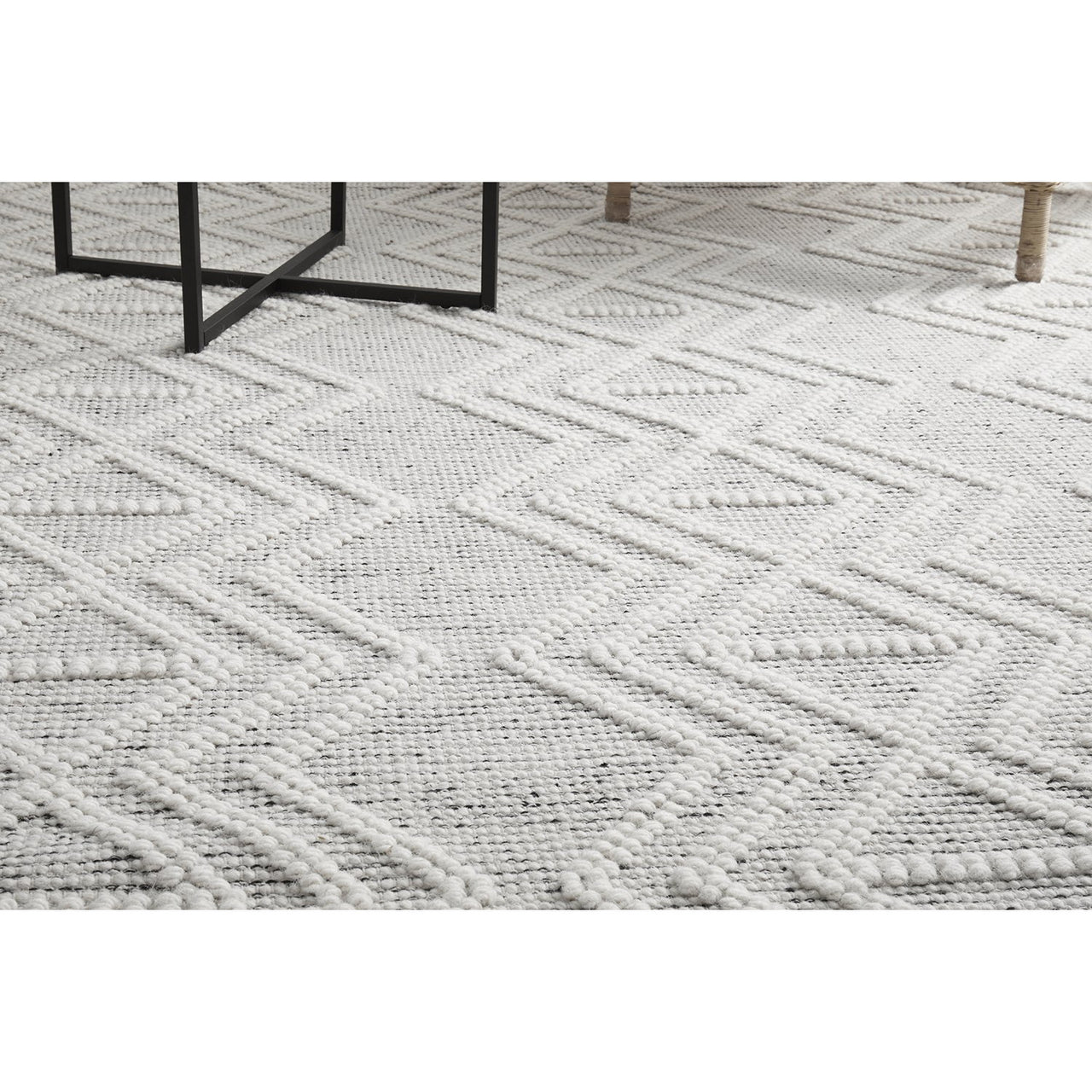 Odessa 101 Ivory Black Modern Hand Loomed Wool Blend Rug - Rugs Of Beauty - 7