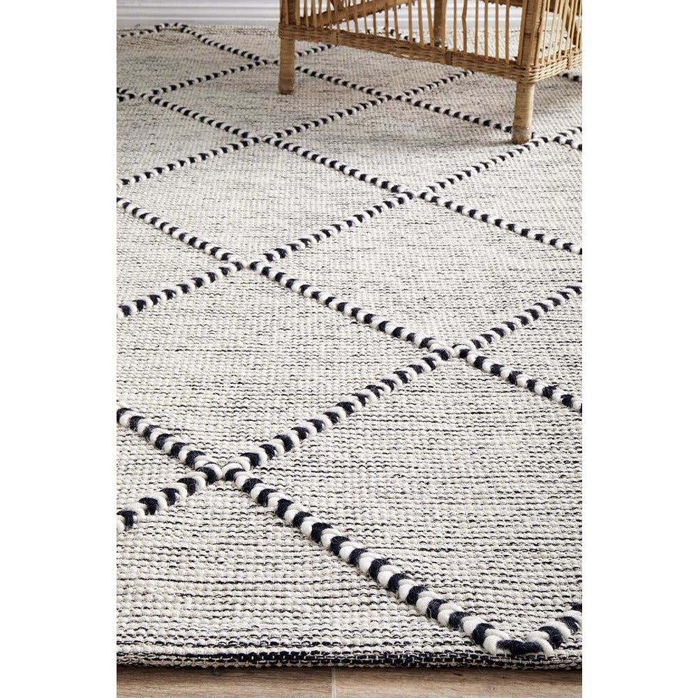 Odessa 102 Ivory Black Trellis Patterned Modern Hand Loomed Wool Blend Rug - Rugs Of Beauty - 5