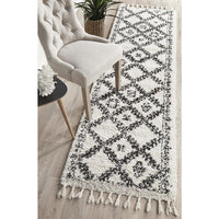 Zaria 153 White Black Moroccan Inspired Modern Shaggy Runner Rug - Rugs Of Beauty - 2