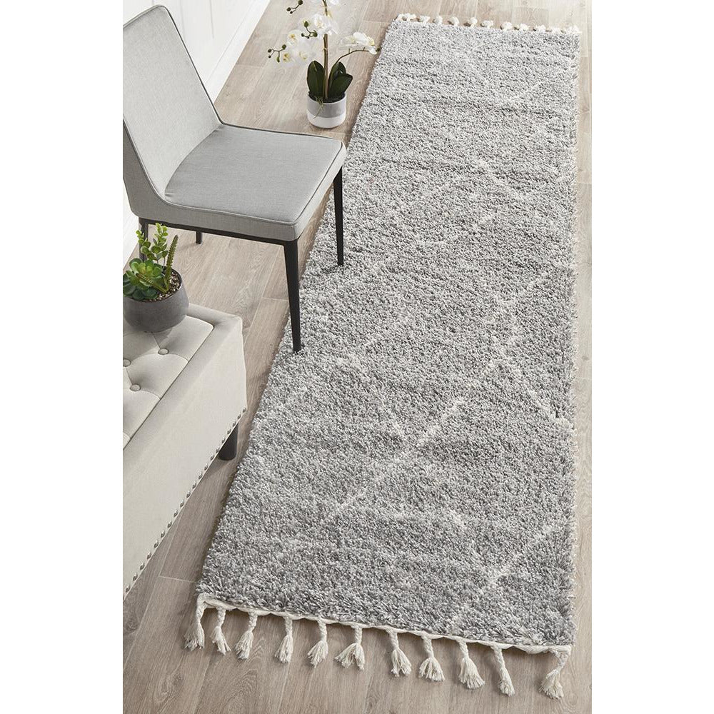 Zaria 154 Silver Grey Moroccan Inspired Modern Shaggy Runner Rug - Rugs Of Beauty - 2