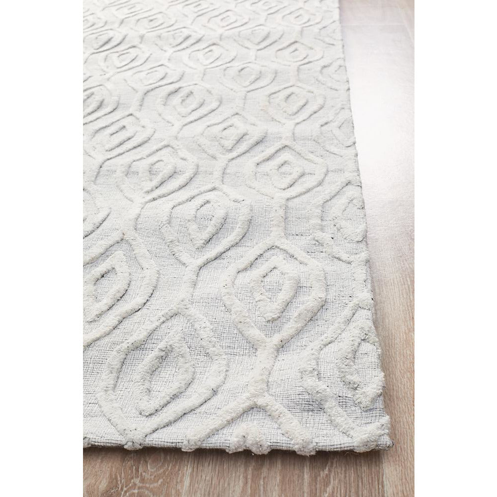 Vienna 2350 Hand Loomed White Patterned Wool and Viscose Modern Rug