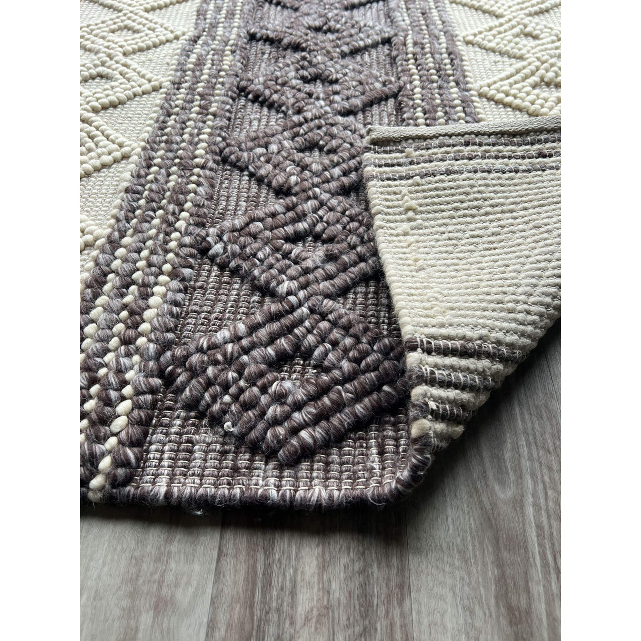 Vanessa 501 Wool Polyester Chocolate Brown Diamond Striped Rug - Rugs Of Beauty - 3